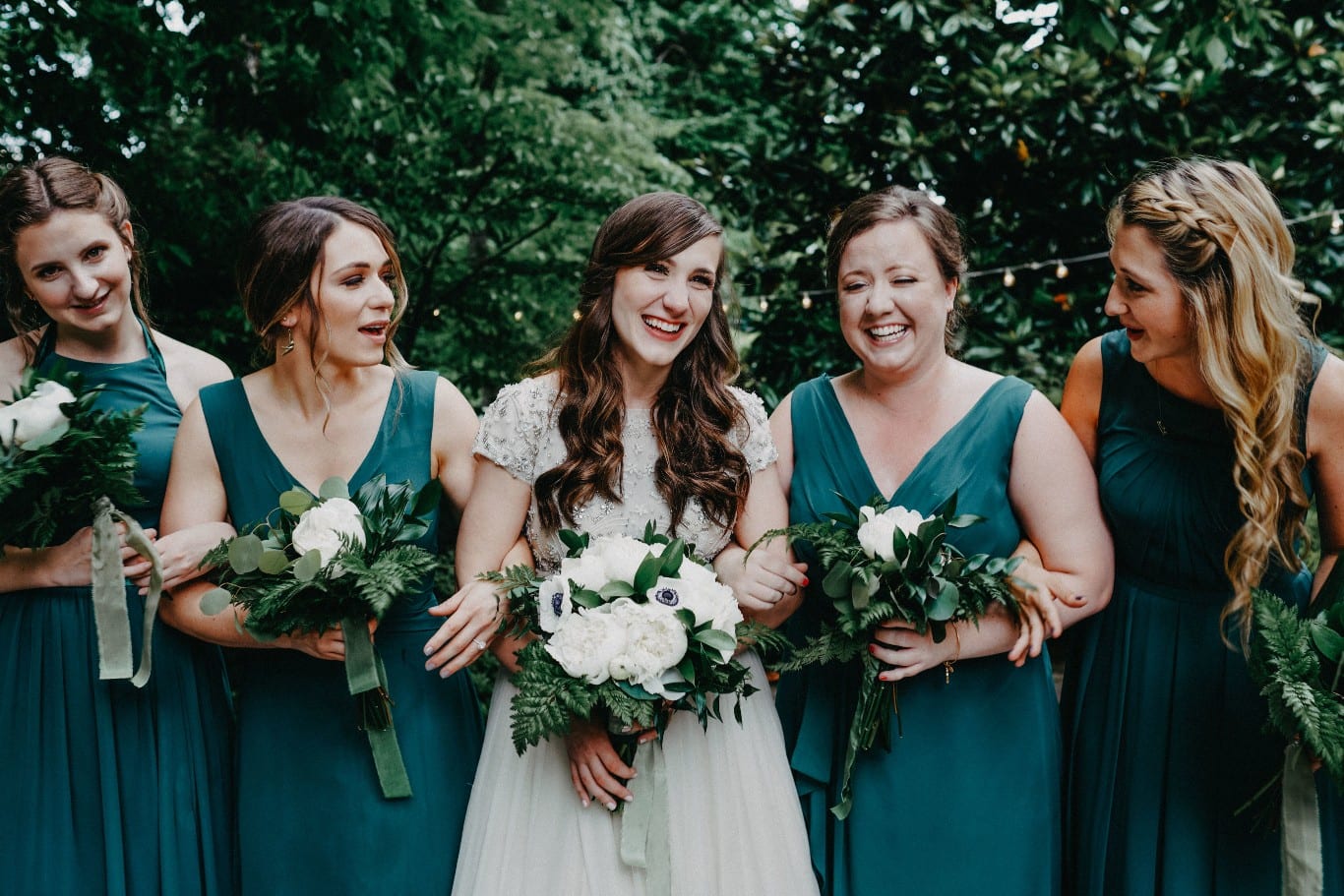 A Vintage Modern Garden Wedding in Green and White | May 27th ...