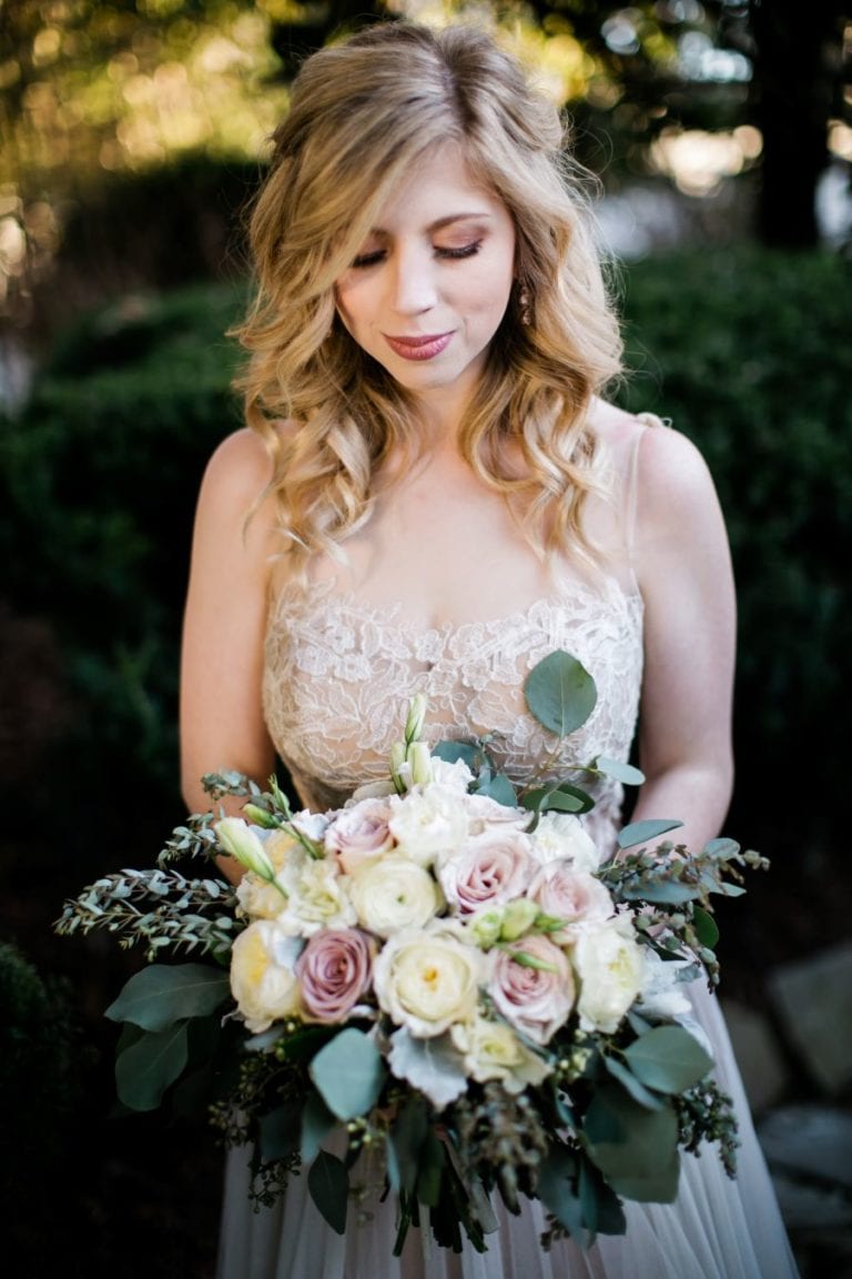 The Quicksand Rose, Queen of the Neutral Wedding Flowers - Nashville ...