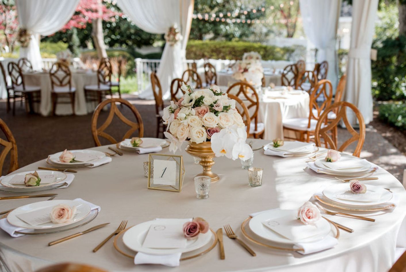 White and Gold Wedding Looks for Your Garden Wedding