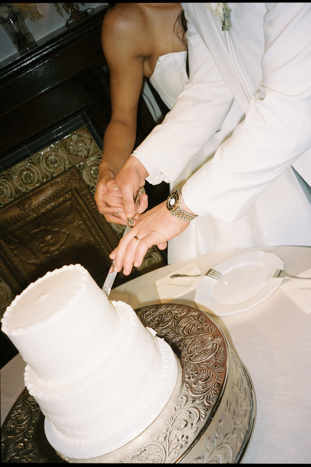 cake cutting | C's Off the Square, Franklin, TN