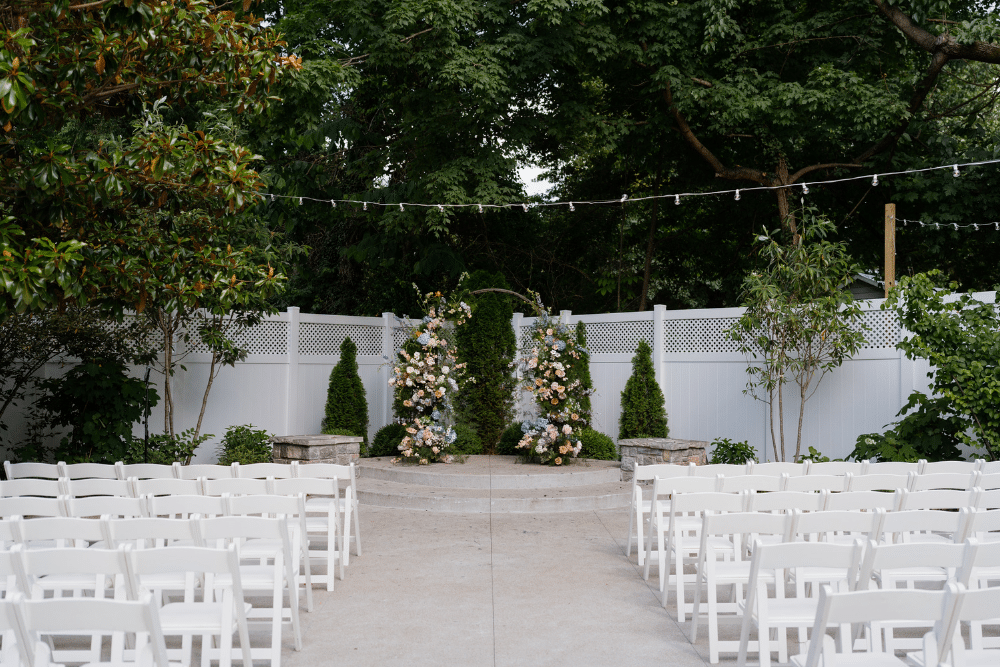 garden venue | CJ's Off the Square, Franklin, TN