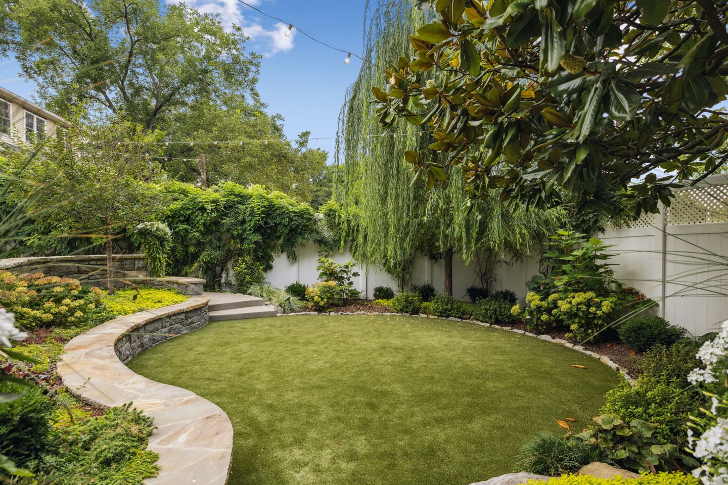 Nashville Garden Wedding + Event Venue | CJ's Off the Square