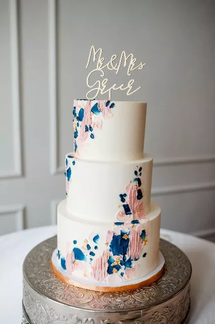CJ's Off the Square | Buttercream Wedding Cake Nashville hand painted navy blush