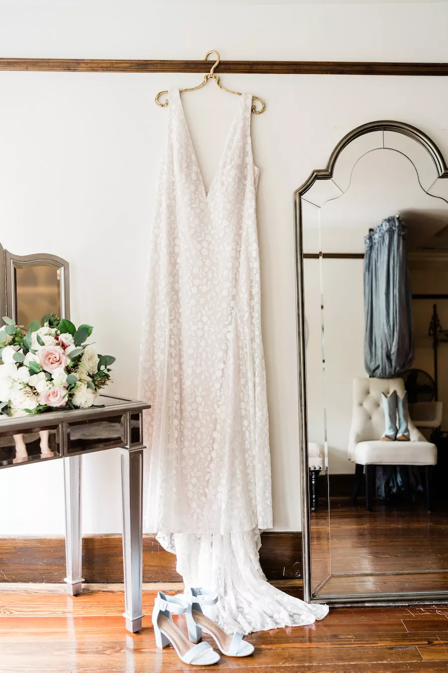 Ivory, Sage, Blush Wedding Colors with Greenery and Candles at Franklin, TN Venue