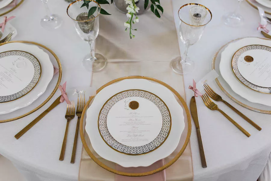 Nashville Wedding Venue That’s Perfect for Outdoor Ceremony and Reception with Neutral Colors