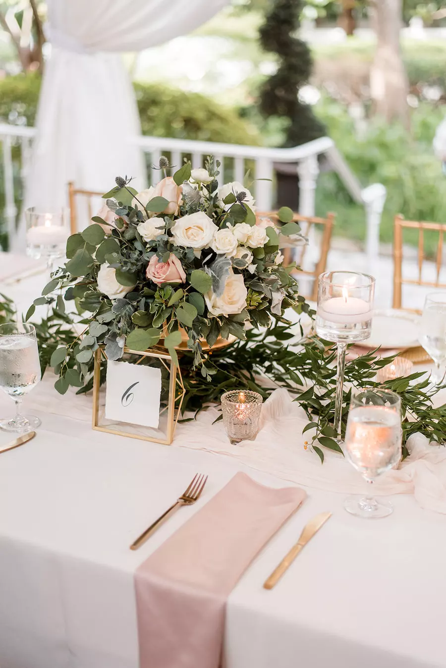 Neutral Wedding Colors for Your Outdoor Wedding Reception