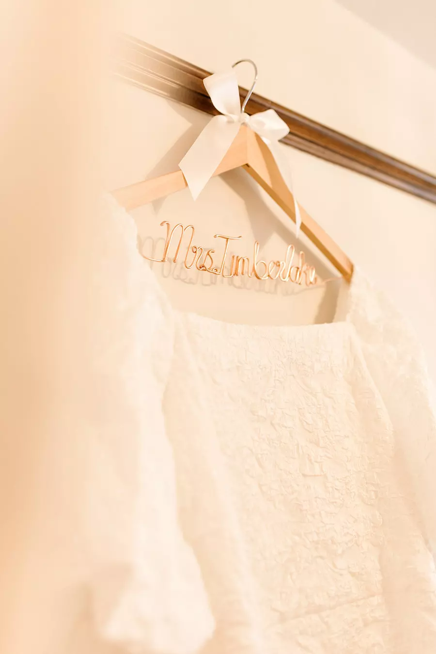 Wedding Venue Ideas with Fall Colors and Earthy Tones
