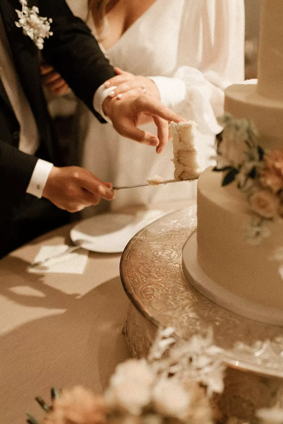 Wedding Venue Ideas with Fall Colors and Earthy Tones