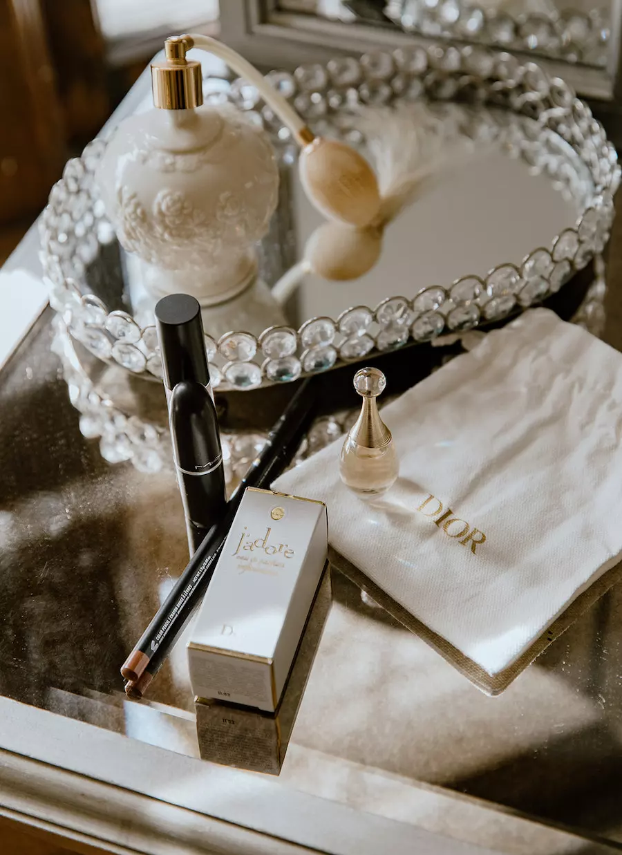 * Romantic Neutral Wedding Colors Mood Board for Your Garden Wedding