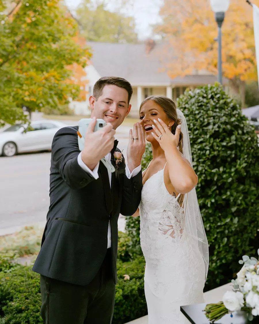* Simple Garden Wedding Inspiration with Neutral Colors of White, Ivory, Sand and Champagne